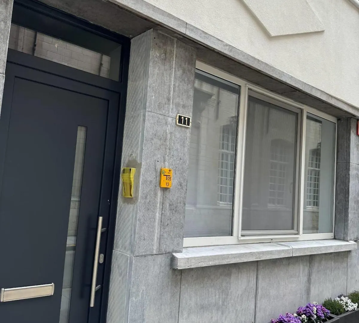 Luxury Suites Royal By Rikas Hotels Antwerp Apartment